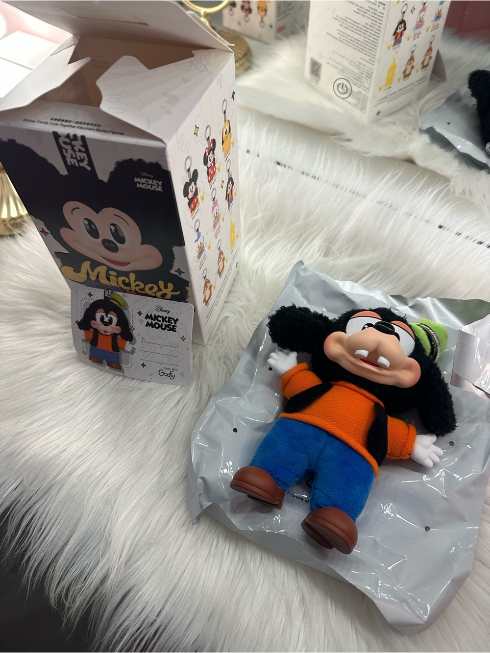 Disney Mickey Mouse Plush Figure - Goofy Orange Jacket, Blue Pants Keychain